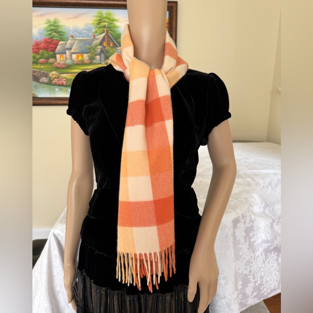 AMICALE cashmere scarf Like New